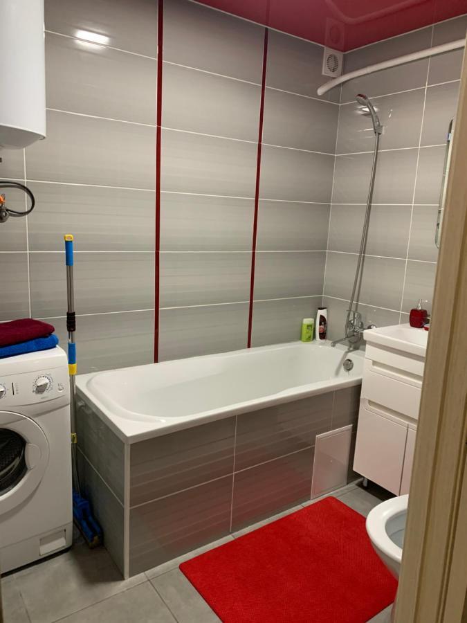 Apartments On Priportovaya,35 Tsjerkasij Eksteriør bilde